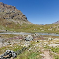 Vue depuis le chemin partant du pont romain vers le plan des Evettes
