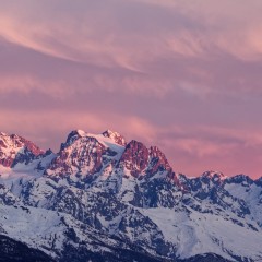 Vue sur les Ecrins depuis la station de Risoul 1850